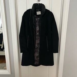 Black and grey wool coat with faux fur and double lining